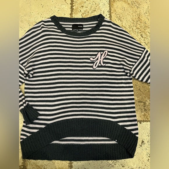 Hurley Sweatshirt Pink and Grey Size Medium - Picture 2 of 9